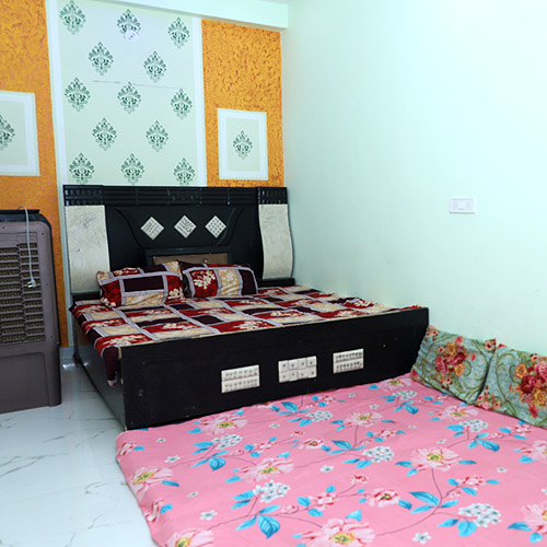 Shiv Nandi Home Stay